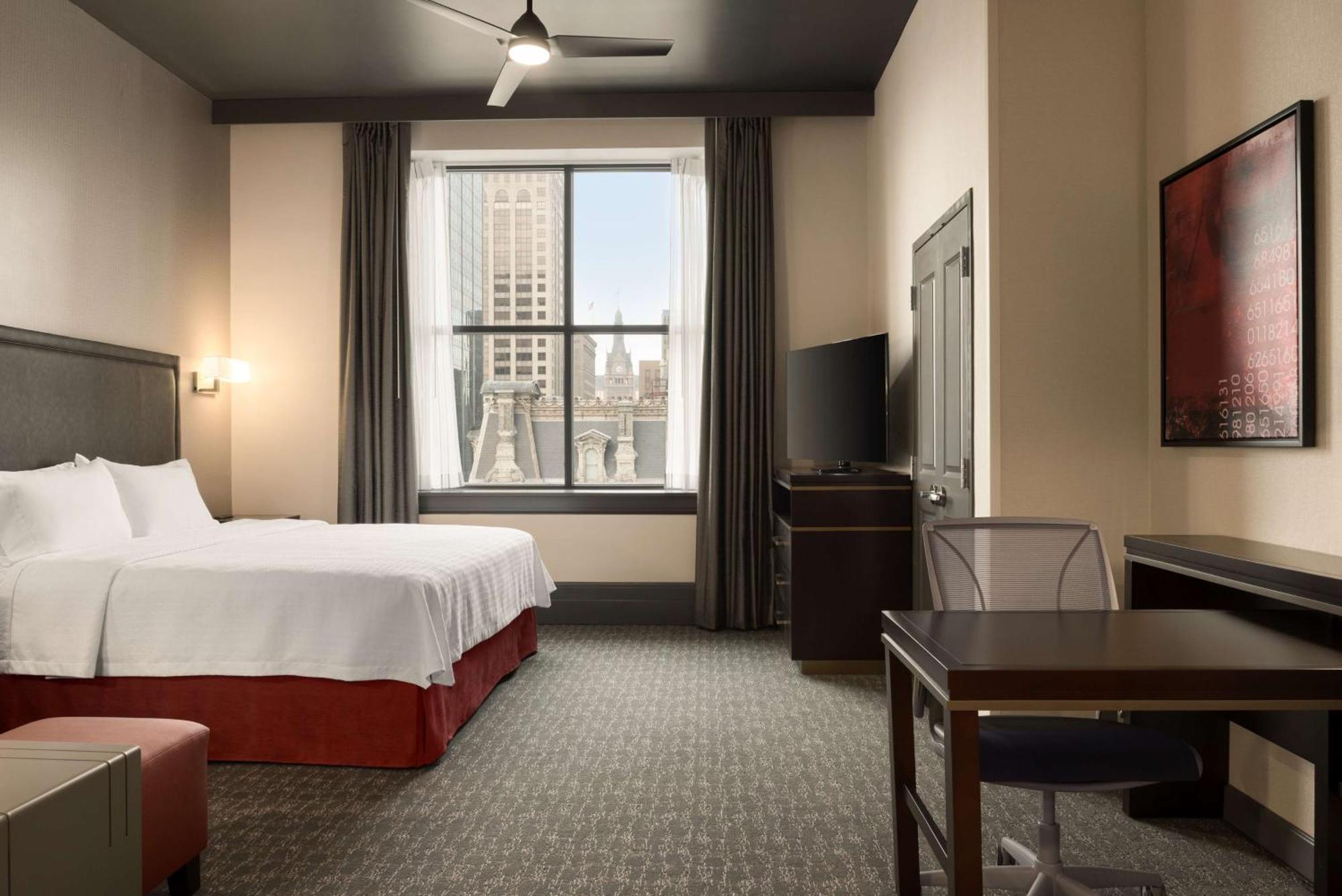 Homewood Suites By Hilton Milwaukee Downtown Экстерьер фото